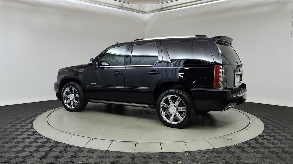 used 2014 Cadillac Escalade car, priced at $16,230