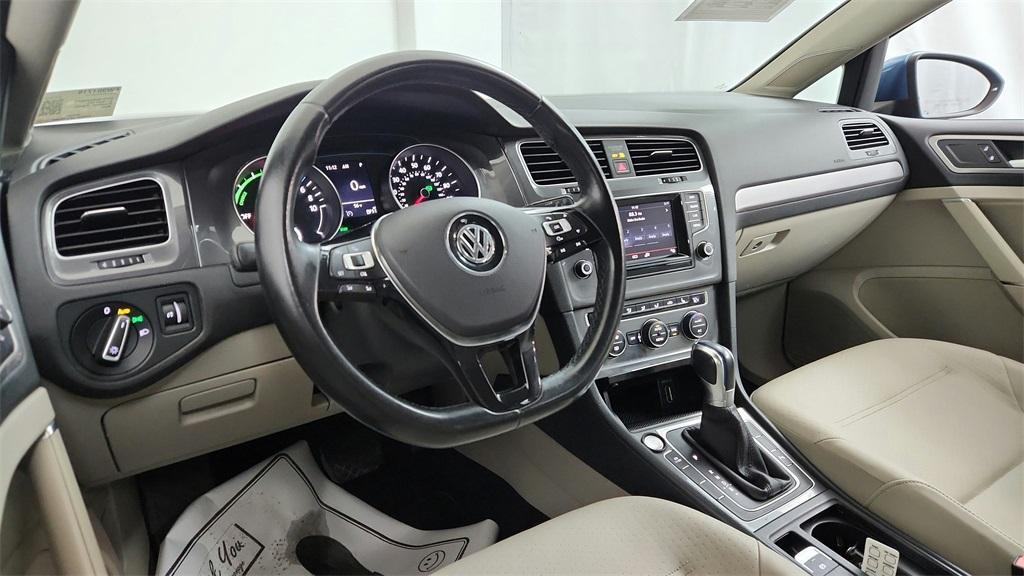 used 2015 Volkswagen e-Golf car, priced at $9,660