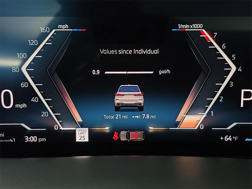 new 2026 BMW X7 car, priced at $98,265