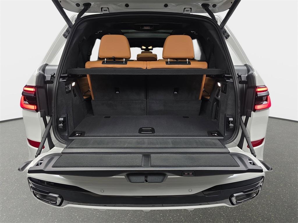 new 2026 BMW X7 car, priced at $98,265