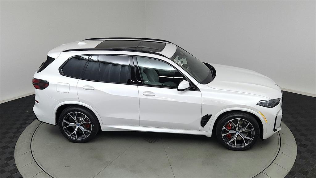 new 2025 BMW X5 PHEV car, priced at $85,340