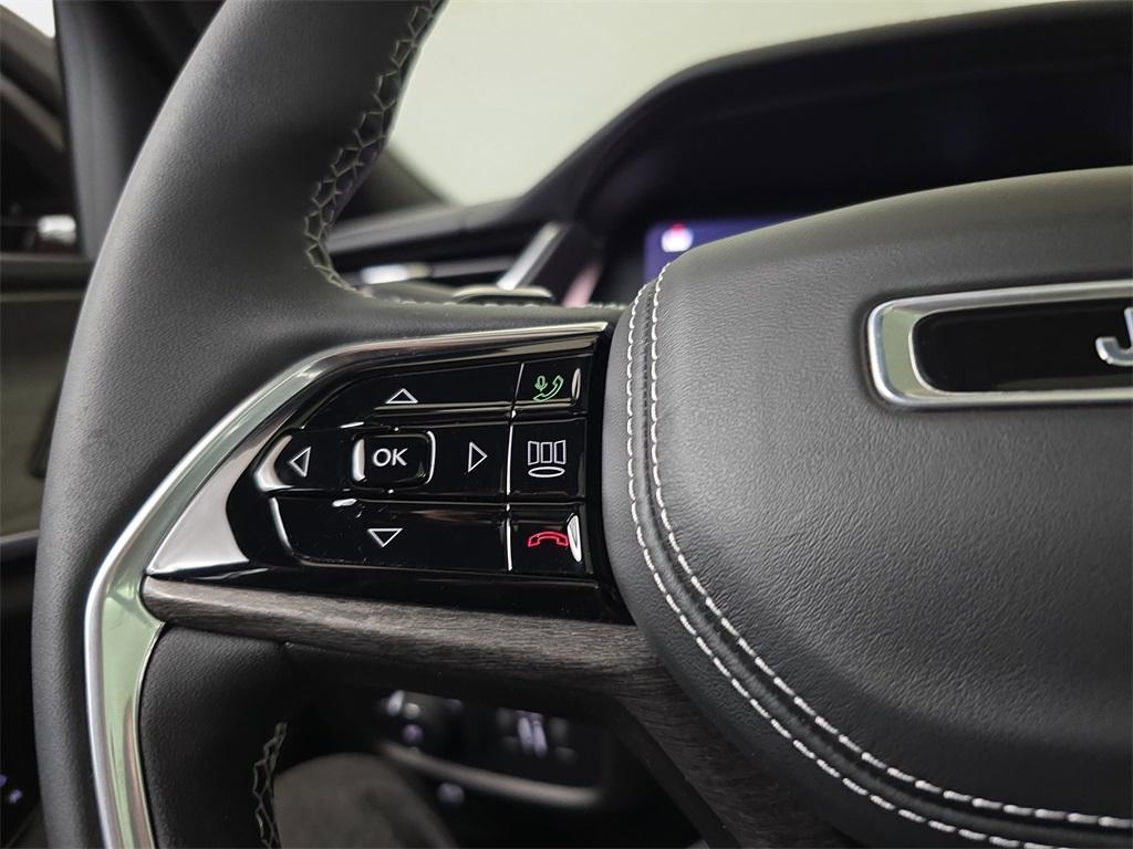 used 2023 Jeep Grand Cherokee car, priced at $34,999