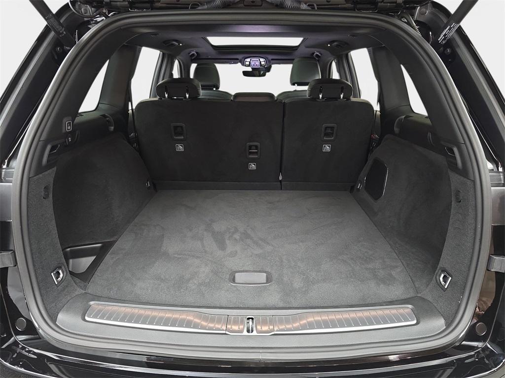 used 2023 Jeep Grand Cherokee car, priced at $34,999