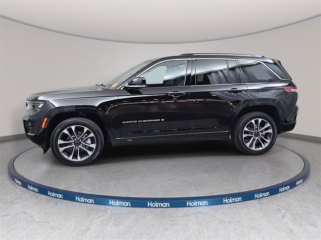 used 2023 Jeep Grand Cherokee car, priced at $34,999