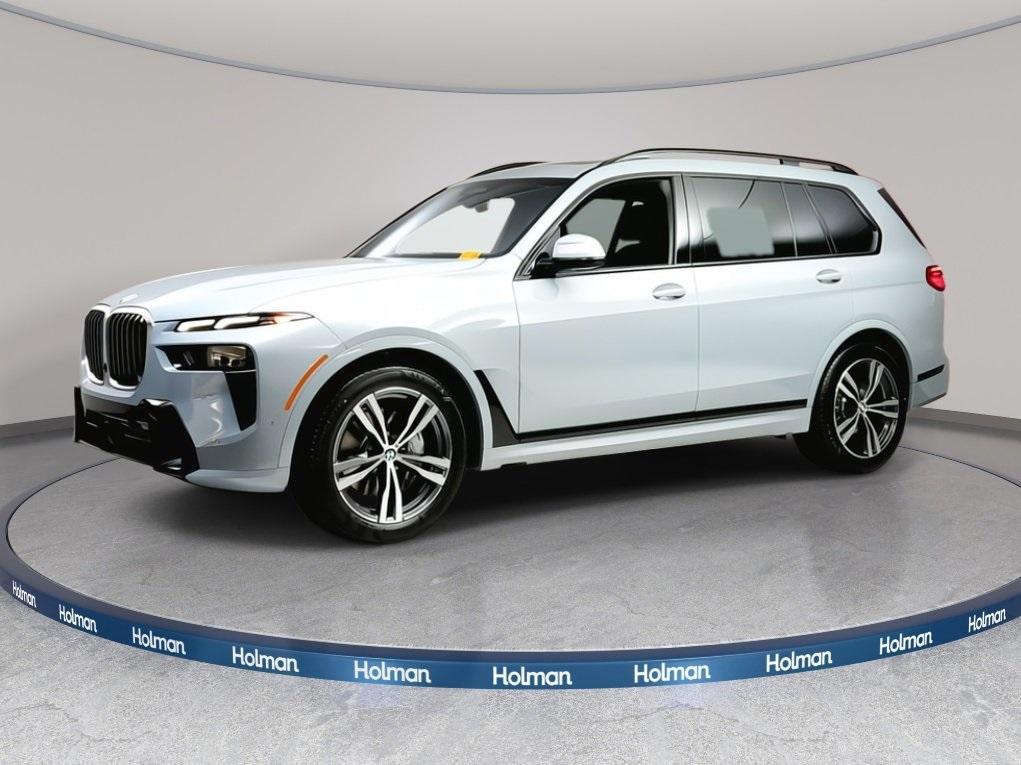 new 2026 BMW X7 car, priced at $98,075
