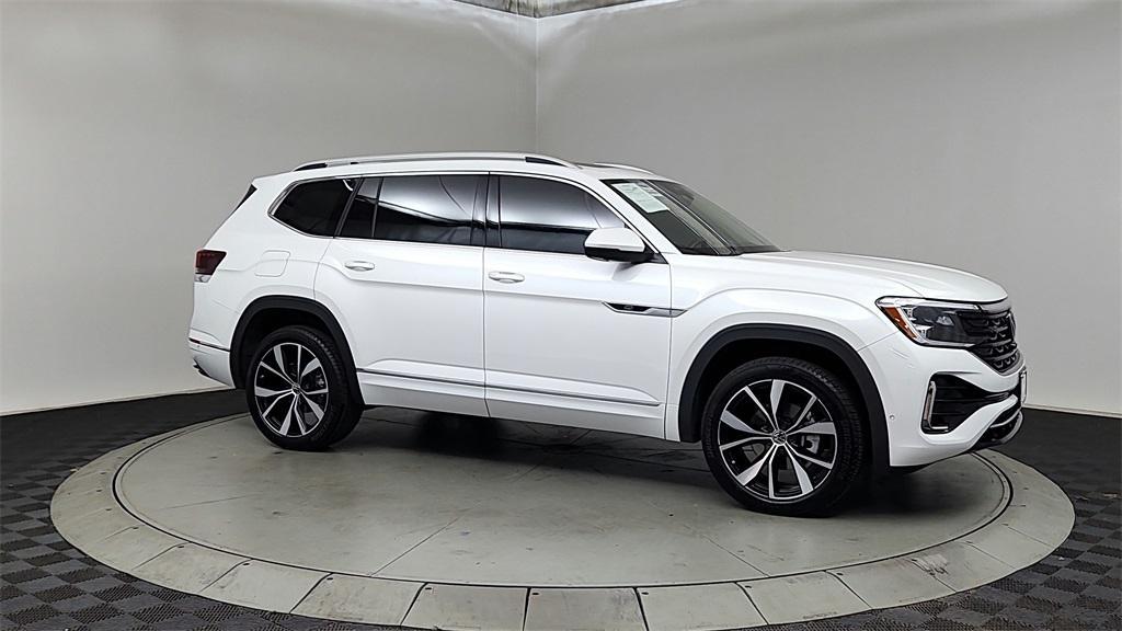 used 2024 Volkswagen Atlas car, priced at $43,290