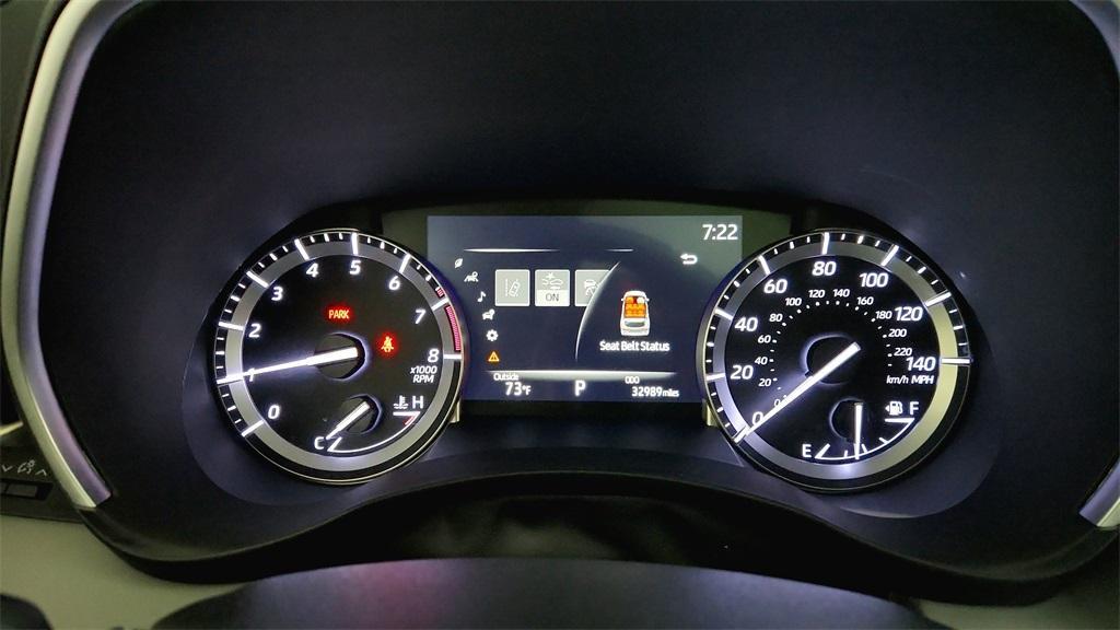 used 2022 Toyota Highlander car, priced at $36,899