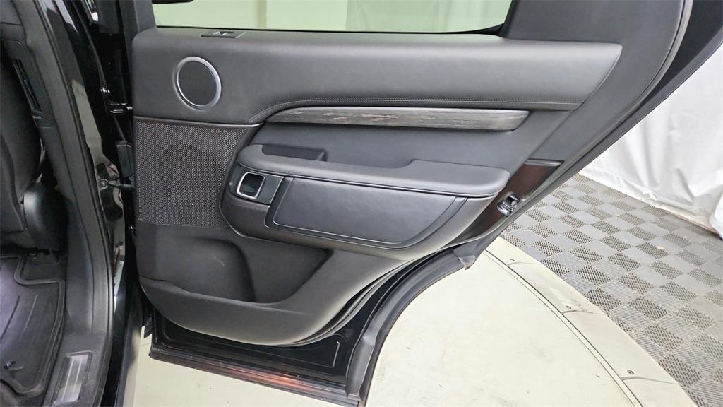 used 2018 Land Rover Discovery car, priced at $20,540