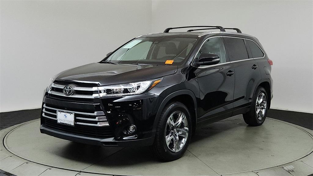 used 2019 Toyota Highlander car, priced at $34,900