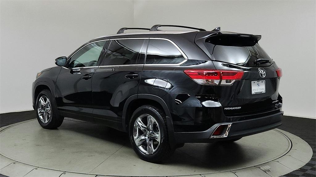 used 2019 Toyota Highlander car, priced at $34,900