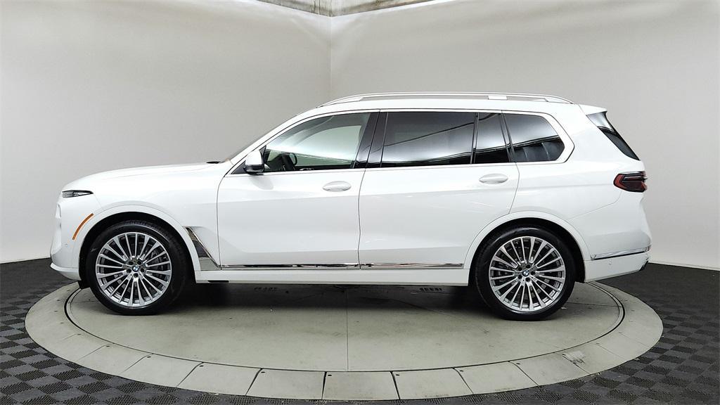 new 2025 BMW X7 car, priced at $95,900