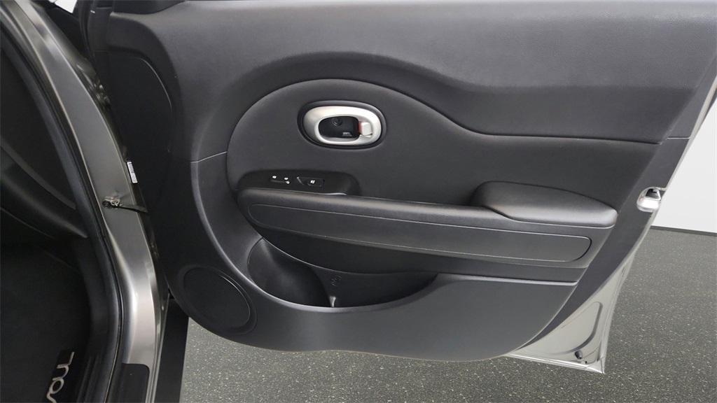used 2016 Kia Soul car, priced at $7,298