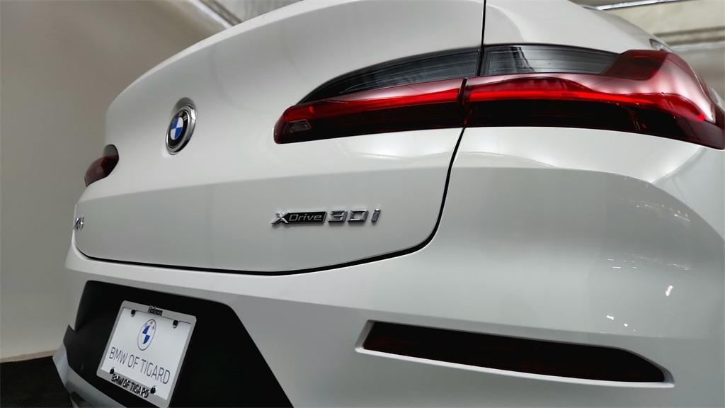 new 2025 BMW X4 car, priced at $59,710