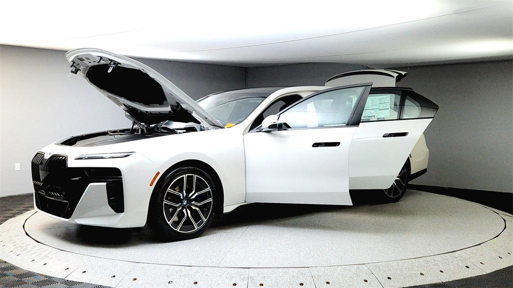 new 2025 BMW i7 car, priced at $144,675