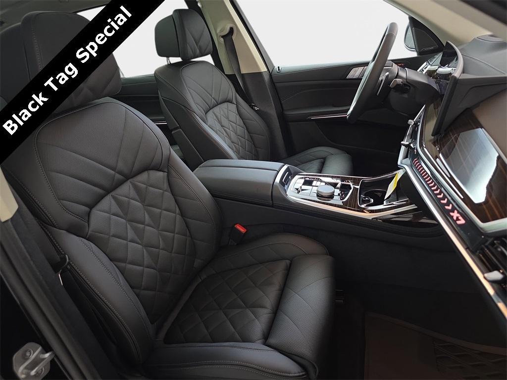 new 2026 BMW X7 car, priced at $94,015