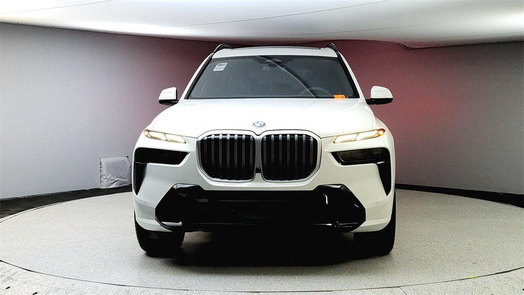 new 2025 BMW X7 car, priced at $94,100