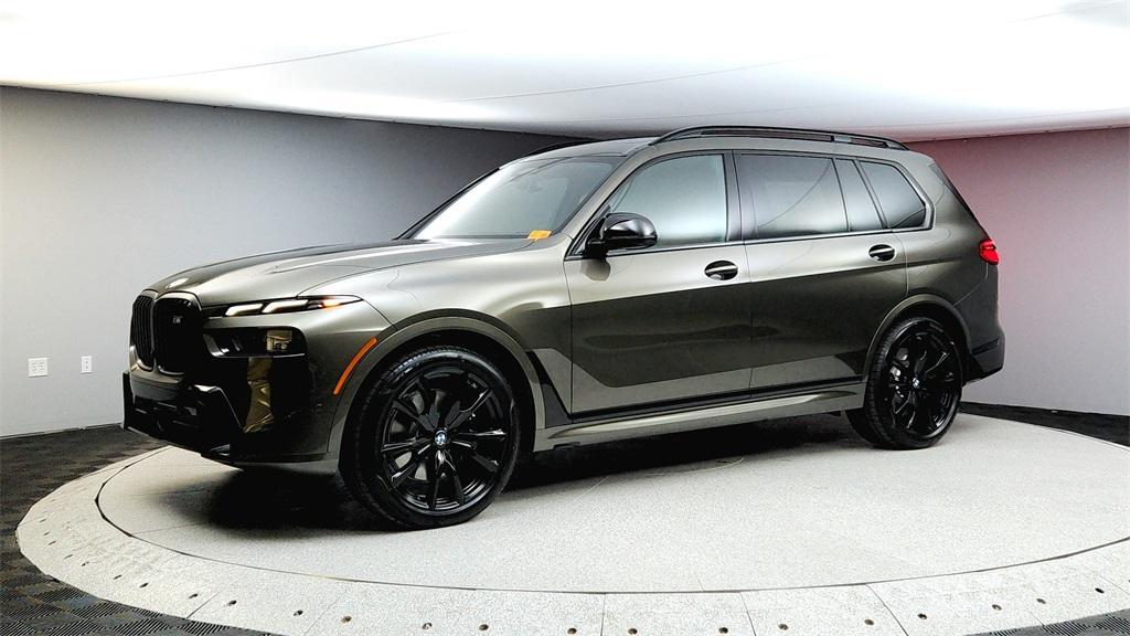 new 2025 BMW X7 car, priced at $121,520