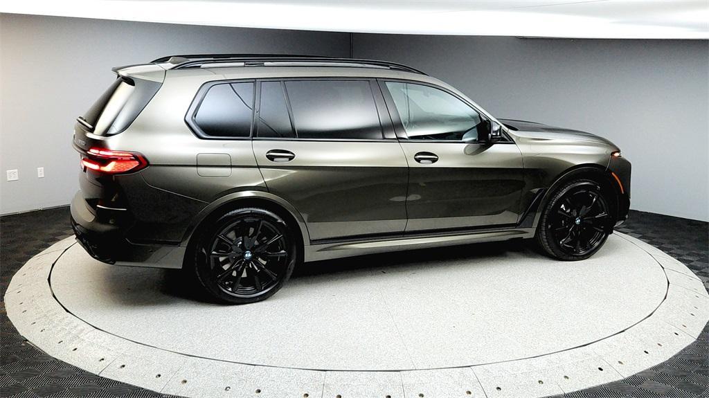 new 2025 BMW X7 car, priced at $121,520