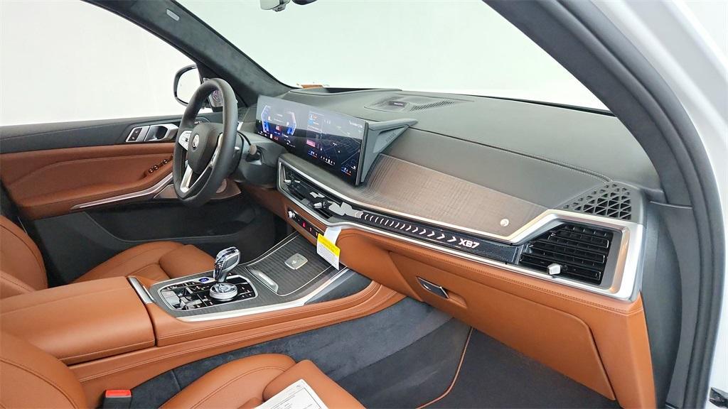 new 2026 BMW ALPINA XB7 car, priced at $163,475