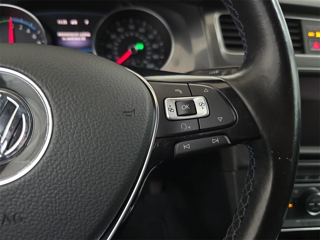 used 2016 Volkswagen e-Golf car, priced at $11,499