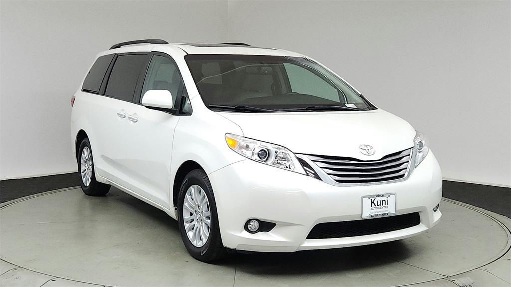 used 2017 Toyota Sienna car, priced at $26,740