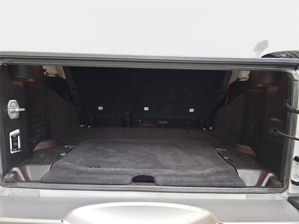 used 2015 Jeep Wrangler Unlimited car, priced at $18,770