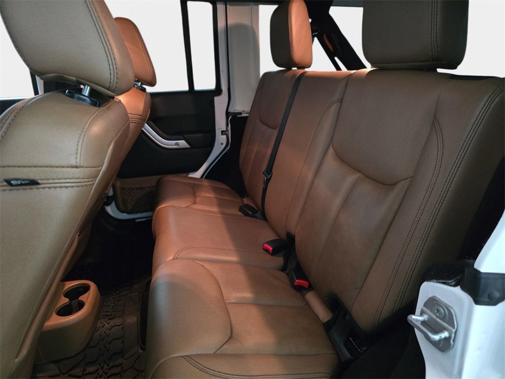 used 2015 Jeep Wrangler Unlimited car, priced at $18,770