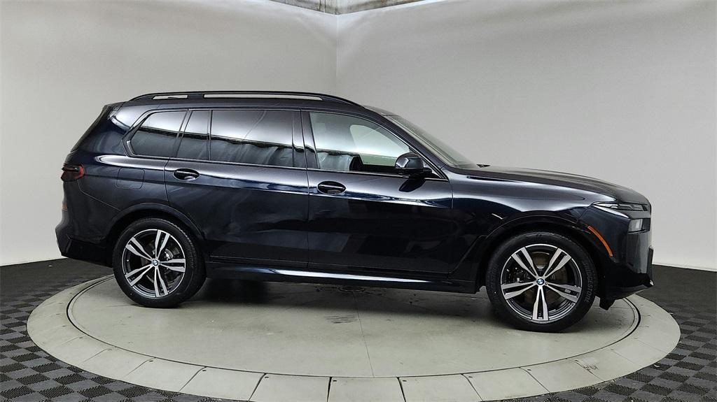 new 2025 BMW X7 car, priced at $99,600