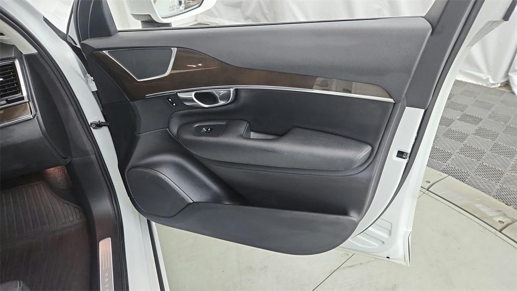 used 2017 Volvo XC90 car, priced at $17,330