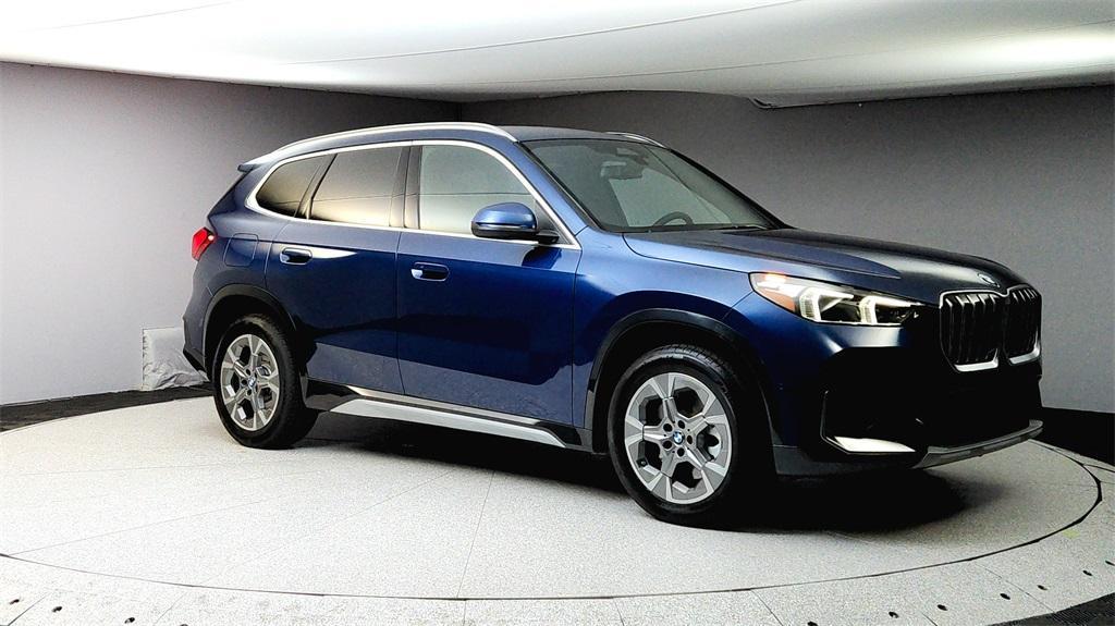 new 2025 BMW X1 car
