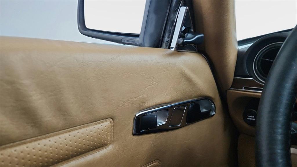 used 1987 Mercedes-Benz SL-Class car, priced at $14,990