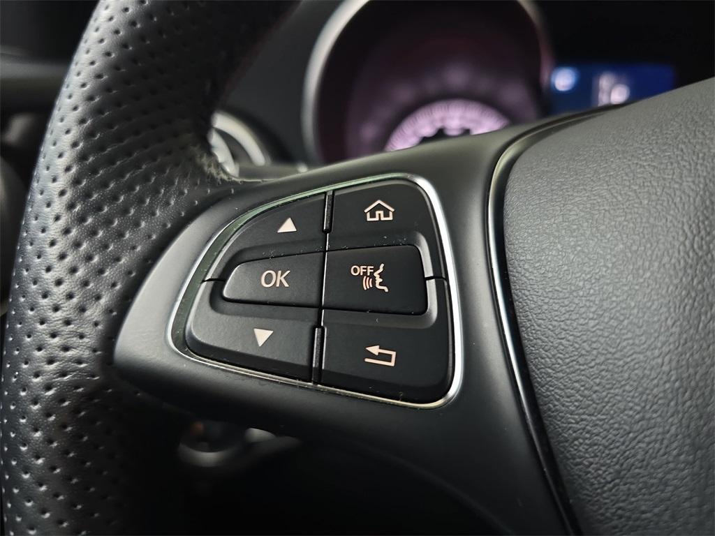 used 2019 Mercedes-Benz GLC 300 car, priced at $22,220