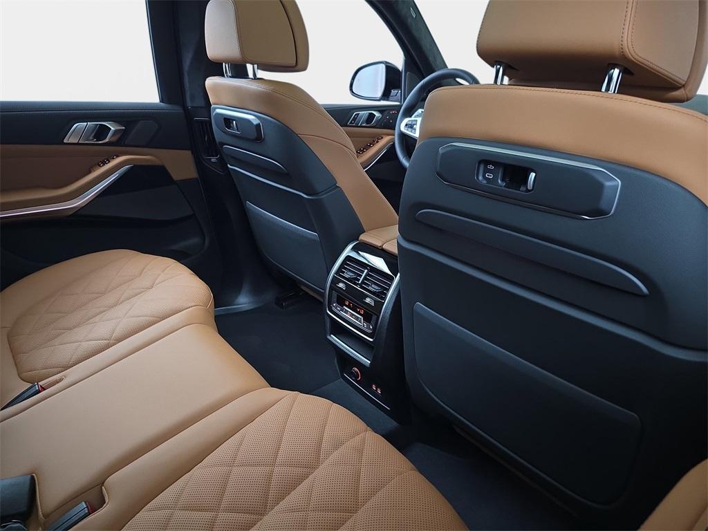 new 2026 BMW X7 car, priced at $99,175