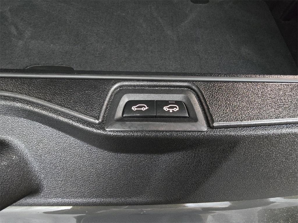 used 2022 BMW X7 car, priced at $46,220