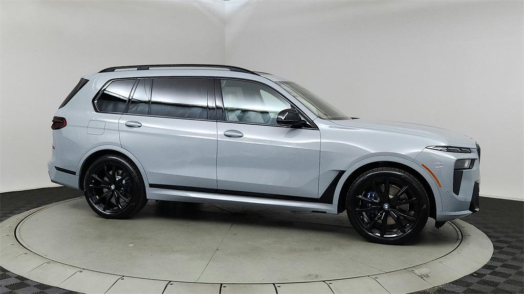 new 2025 BMW X7 car, priced at $120,575