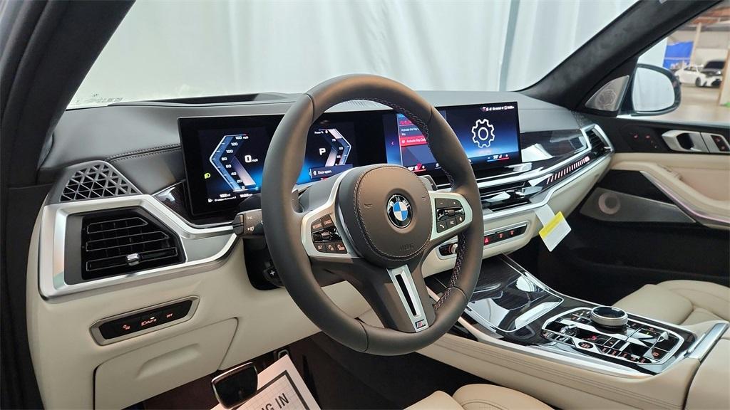 new 2025 BMW X7 car, priced at $120,575