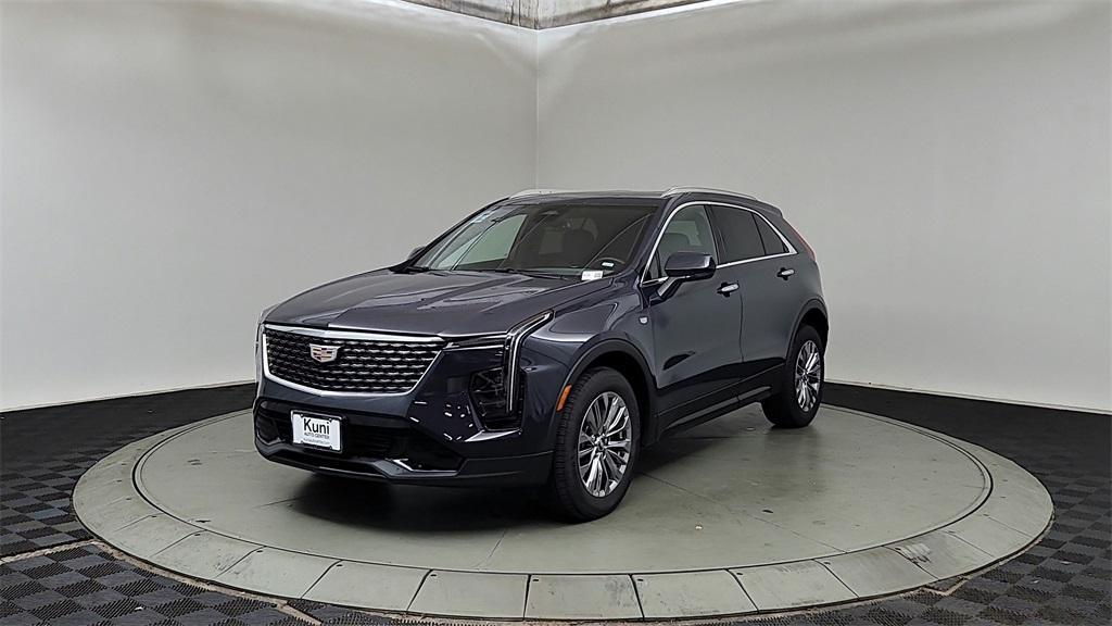 used 2024 Cadillac XT4 car, priced at $36,640
