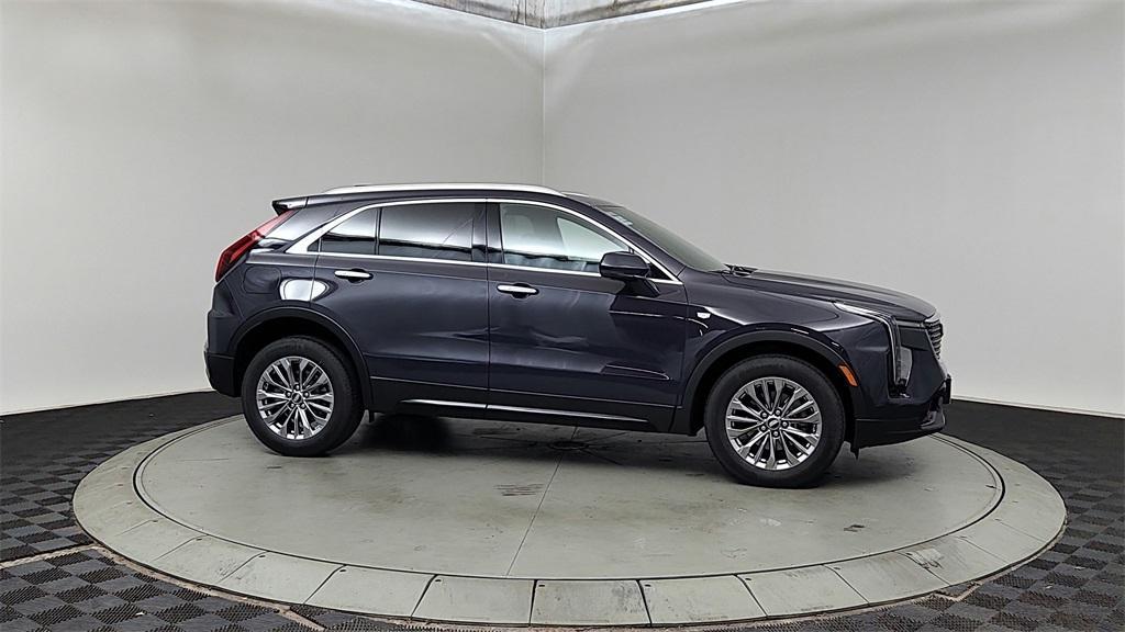 used 2024 Cadillac XT4 car, priced at $36,640