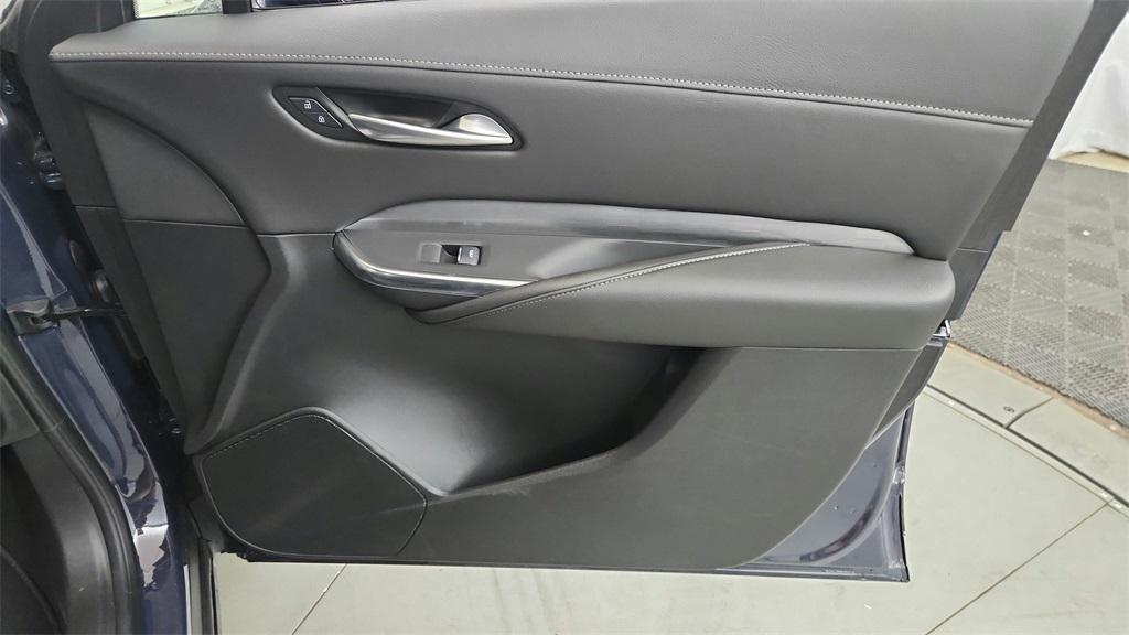 used 2024 Cadillac XT4 car, priced at $36,640
