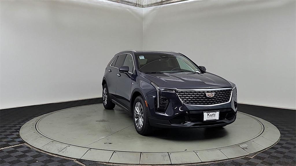 used 2024 Cadillac XT4 car, priced at $36,640