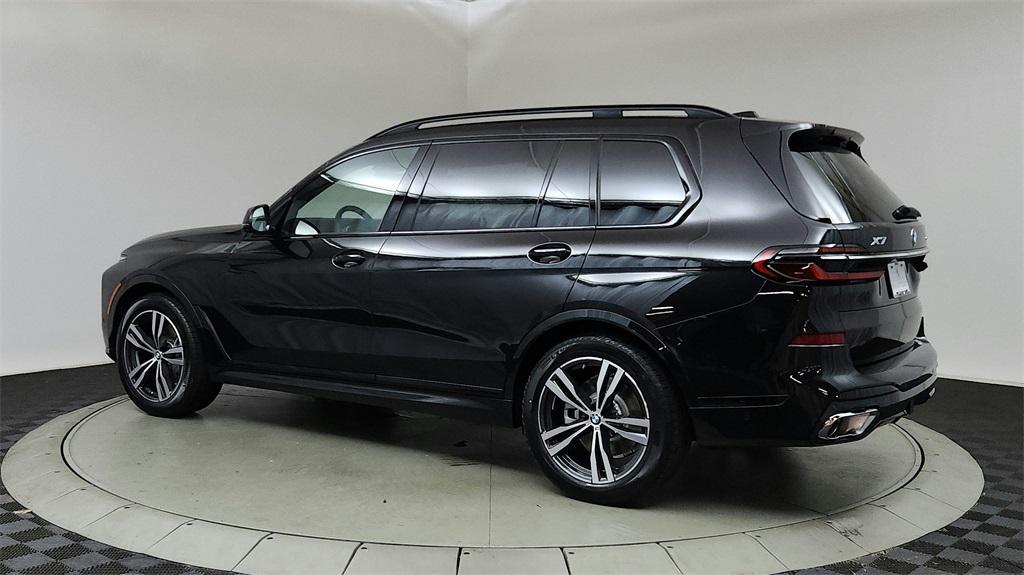 new 2025 BMW X7 car, priced at $98,185