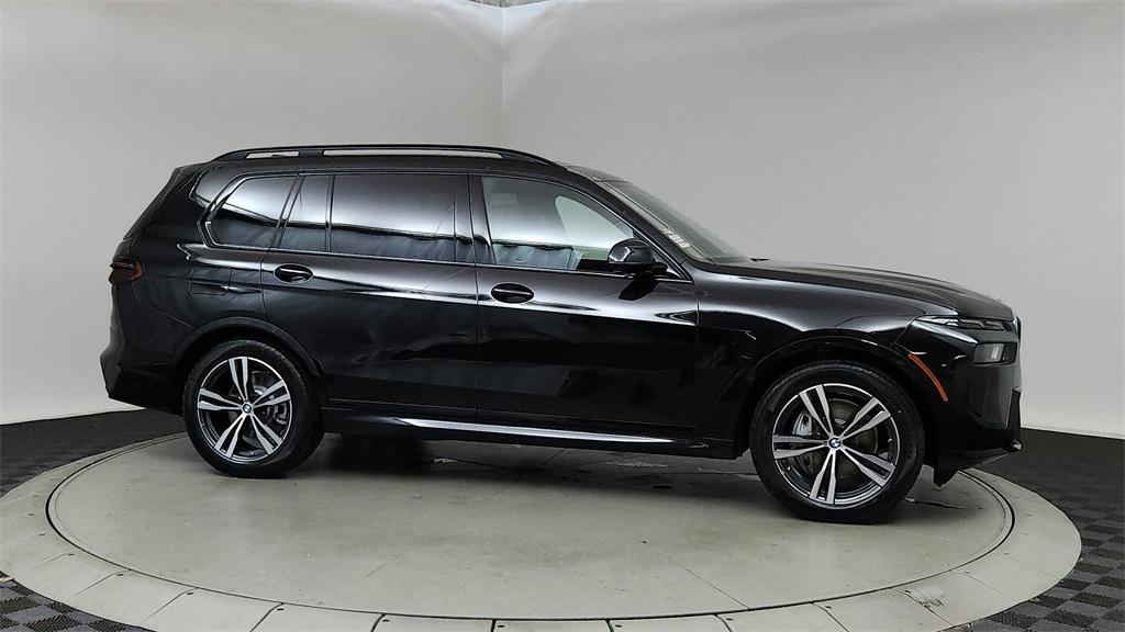 new 2025 BMW X7 car, priced at $98,185