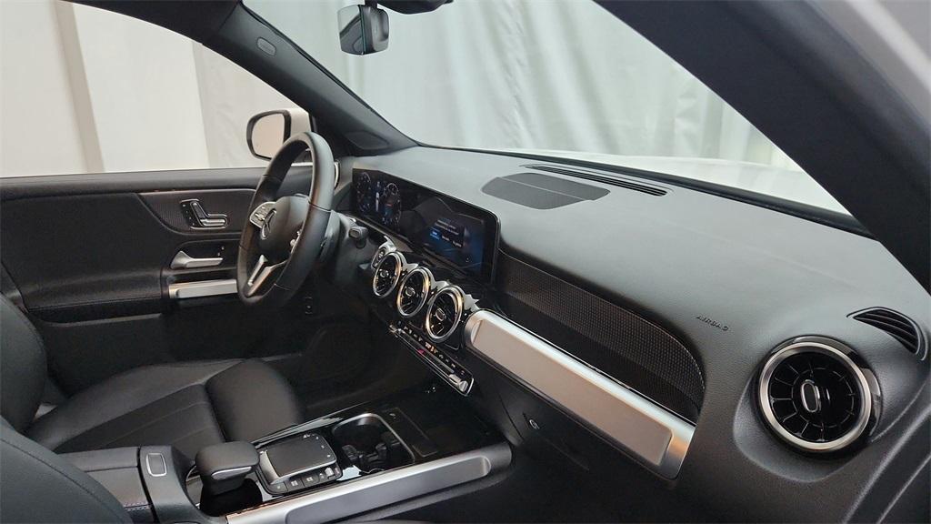used 2023 Mercedes-Benz GLB 250 car, priced at $36,770