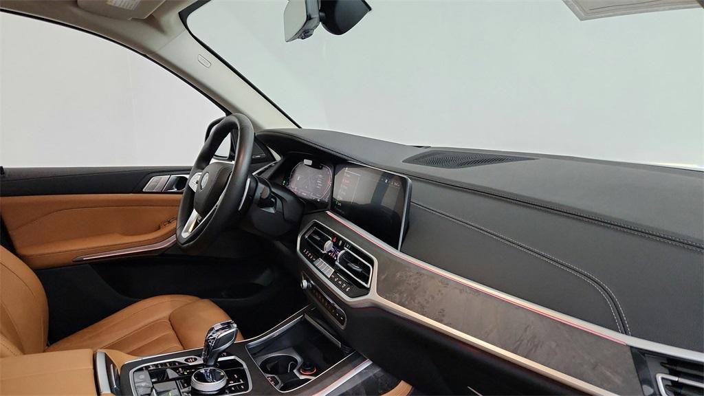 used 2021 BMW X7 car, priced at $53,500