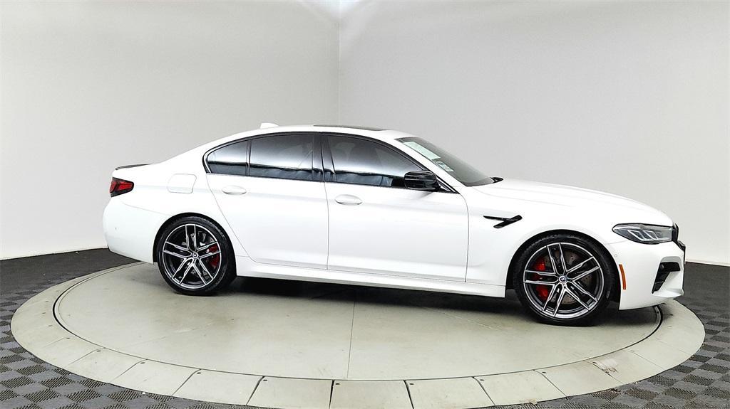 used 2022 BMW M5 car