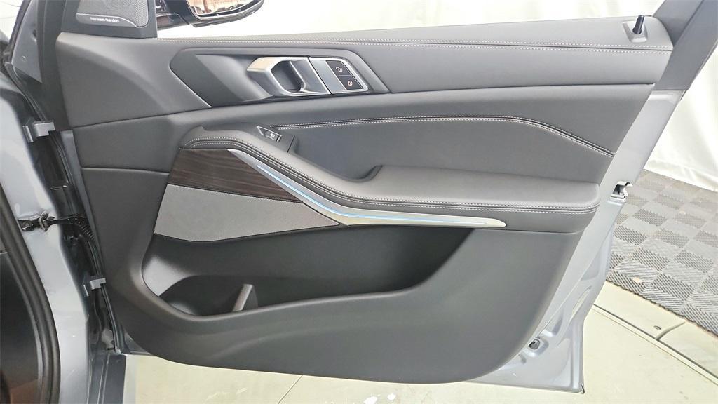 new 2026 BMW X5 PHEV car, priced at $86,990