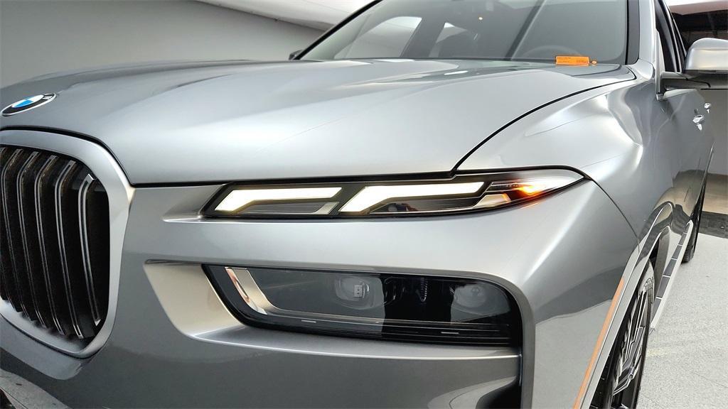 new 2025 BMW X7 car, priced at $96,900