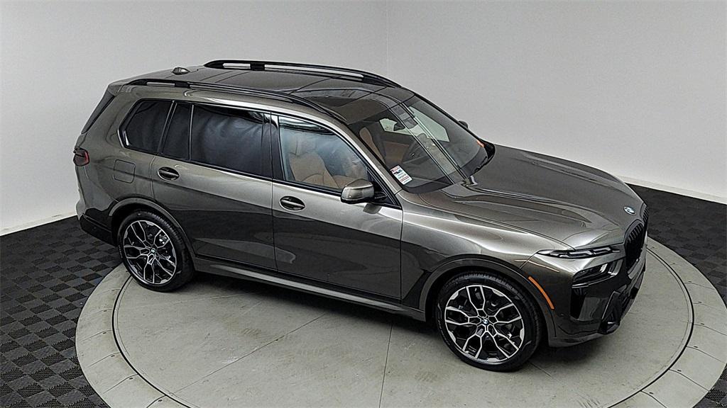 new 2025 BMW X7 car, priced at $98,810