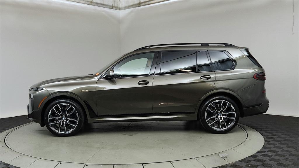 new 2025 BMW X7 car, priced at $98,810