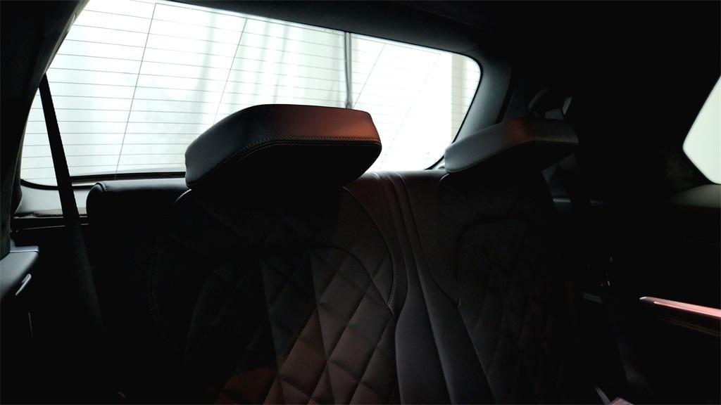 new 2026 BMW X7 car, priced at $102,175